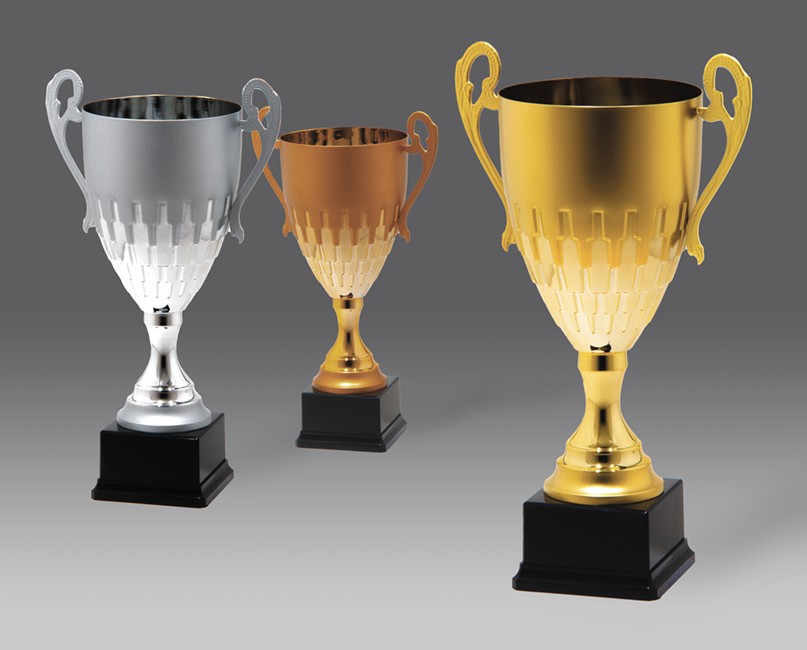 puchar G25134 3, &oslash;20, h.52 puchary statuetki medale
